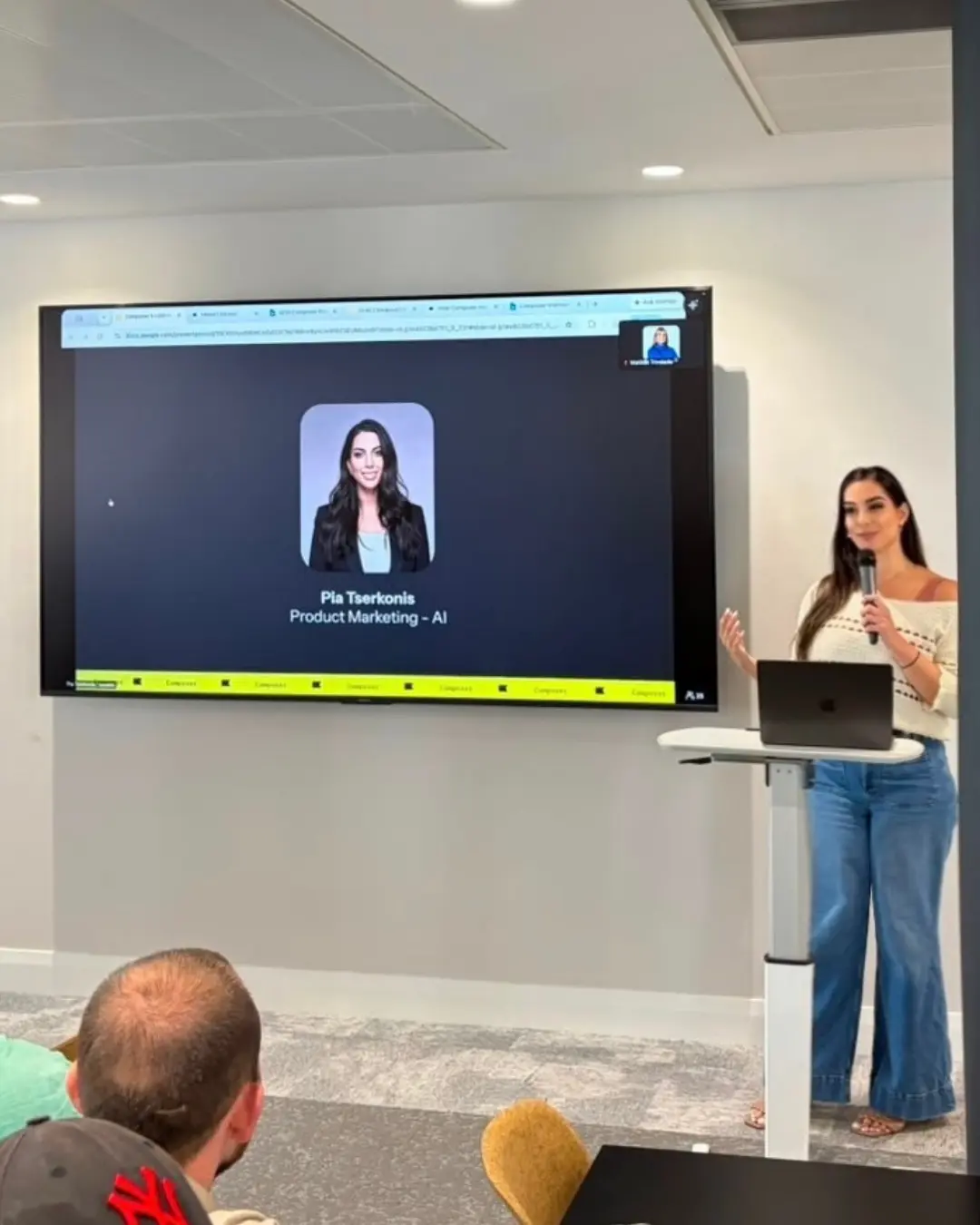 Lara presenting an AiLand learning session